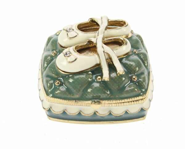 Pillendoosje met schoentjes