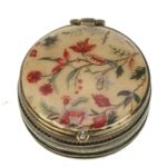 4S056 Pillendoosje rond Chinz motief