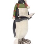 Pinguïn decoratie met boek en sjaal