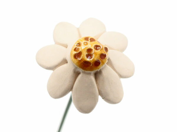 Keramische bloem Kamille wit op prikker