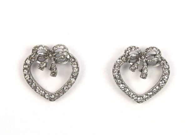 Oorbellen steker hartje strass met strikje antiek zilverkleur
