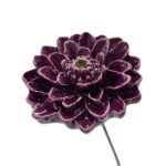 Keramieken Dahlia paars op prikker