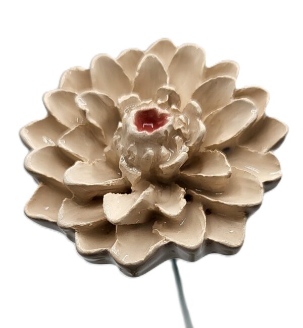 Keramieken Dahlia wit op prikker