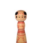 Kokeshi, traditionele japanse pop, hout, strepen, beschilderd