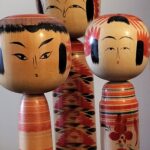 drie handbeschilderde Japanse kokeshi houten decoratiepo