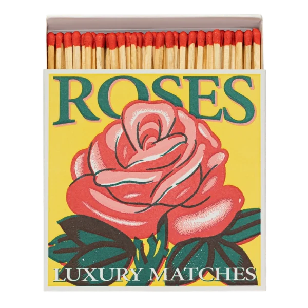 Lucifers in doosje rode rozen