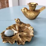 Schaaltje blad met vogeltje goudkleurig, metaal